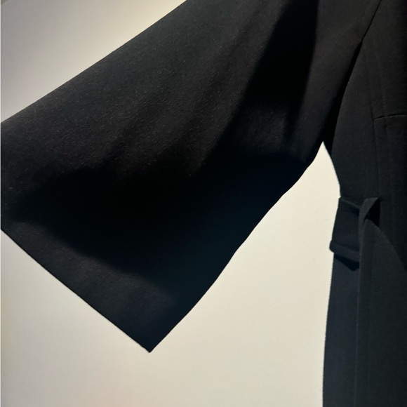 NEW Tahari Arthur S. Levine Women's 2-Piece Skirt Suit, Size 4 Black - Picture 4 of 6